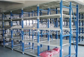 可伸縮倉儲貨架，收發(fā)自如