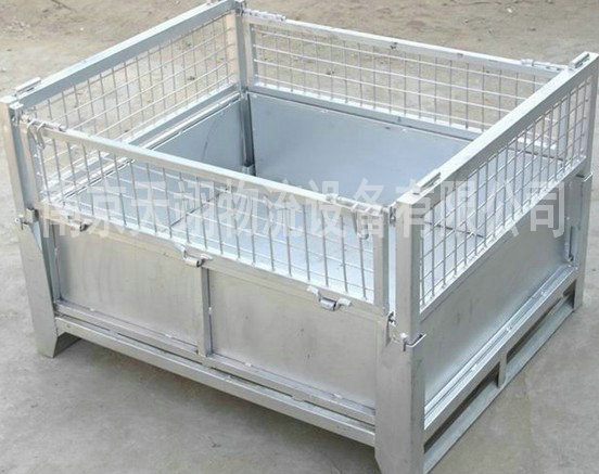 白色鋼制網(wǎng)箱